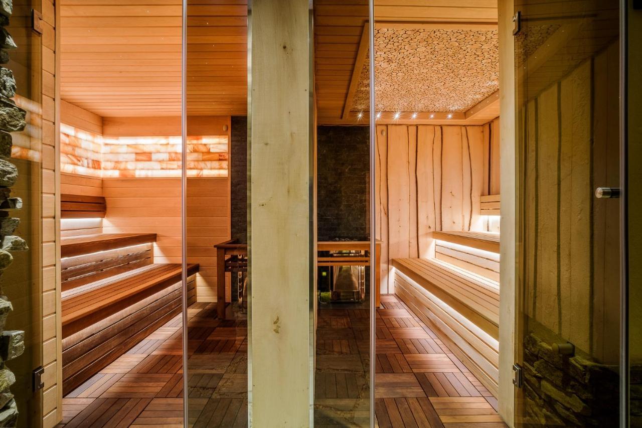 Spa Hotel Anglicky Dvur Karlowe Wary Zewnętrze zdjęcie