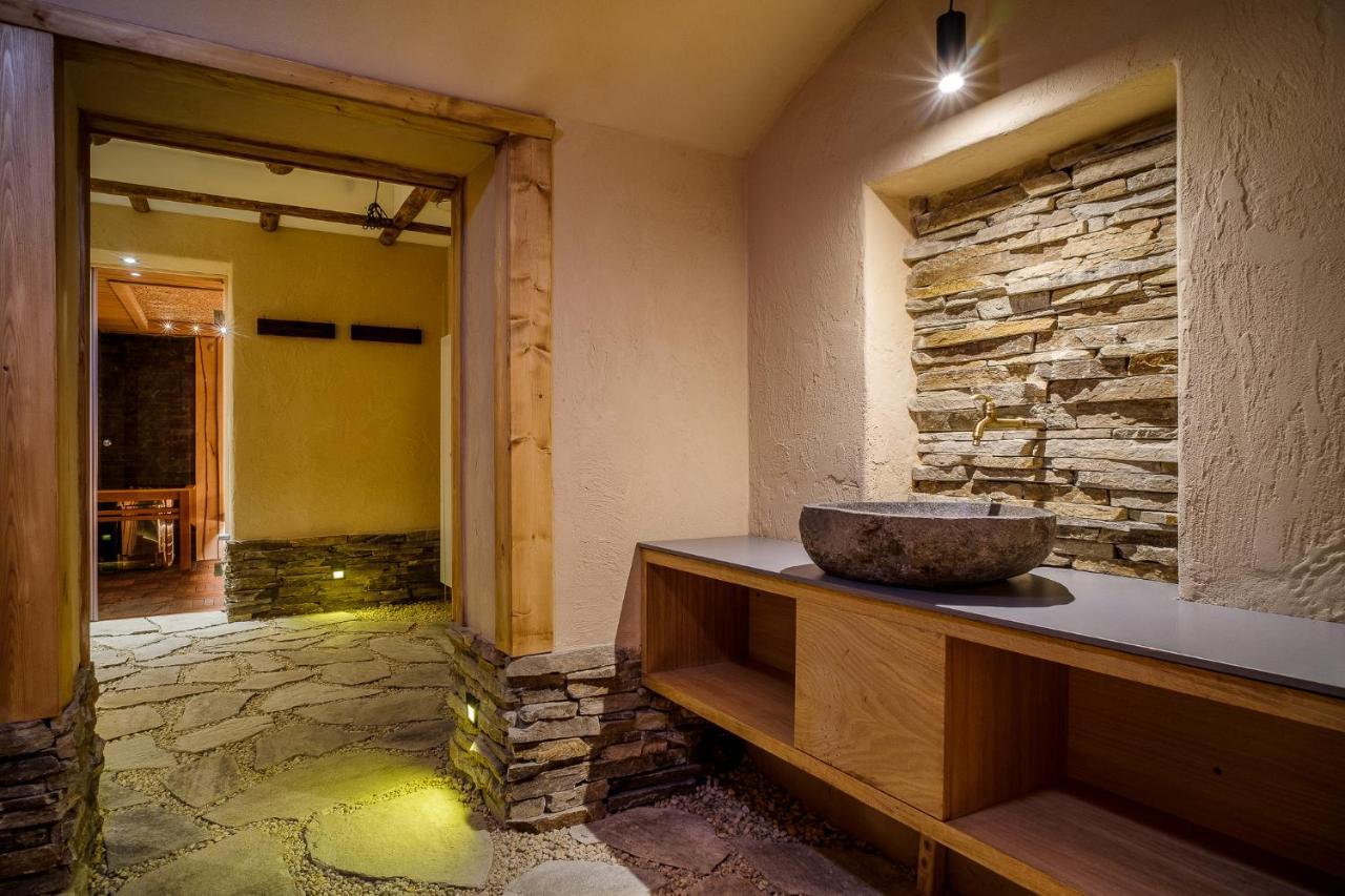 Spa Hotel Anglicky Dvur Karlowe Wary Zewnętrze zdjęcie