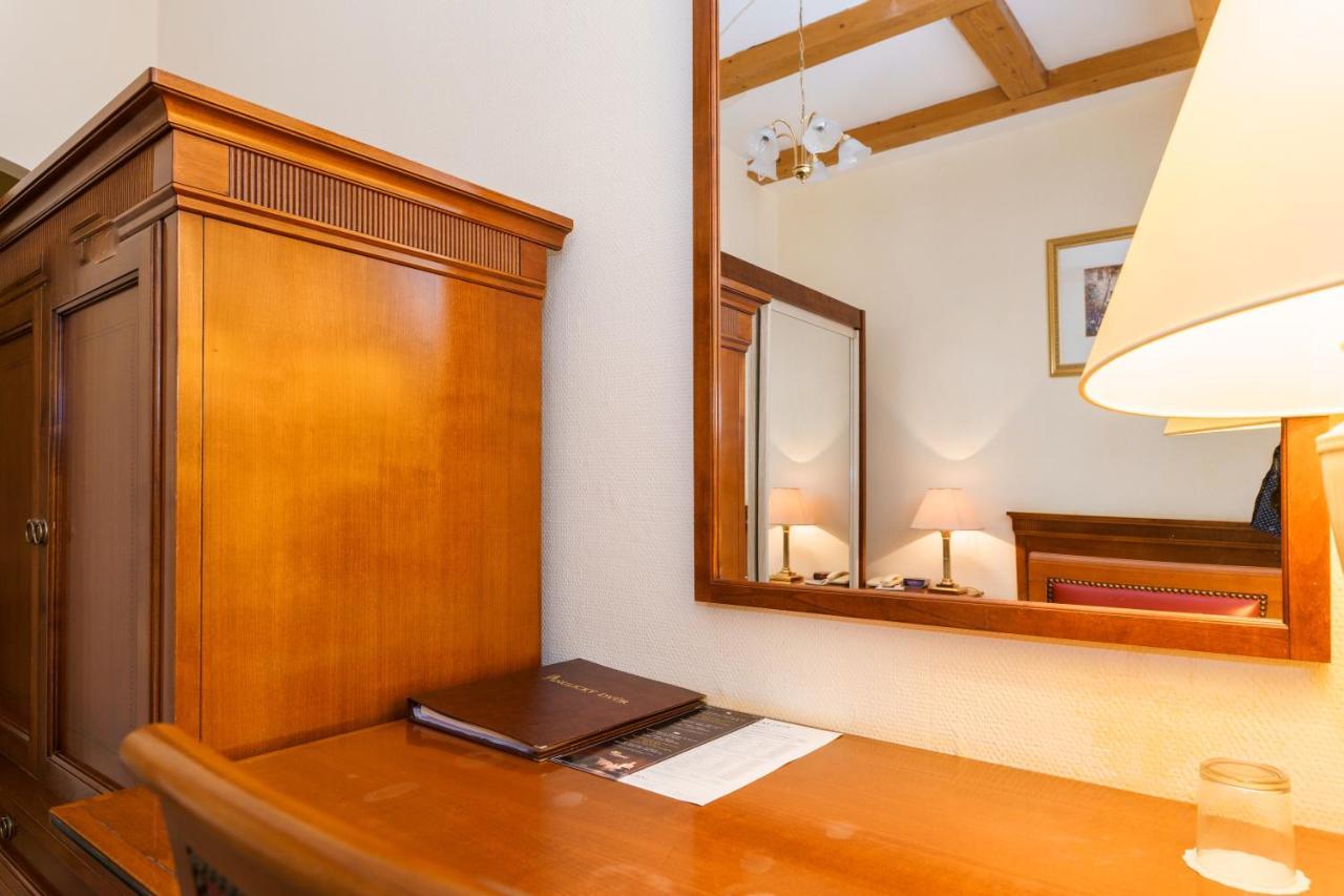 Spa Hotel Anglicky Dvur Karlowe Wary Zewnętrze zdjęcie