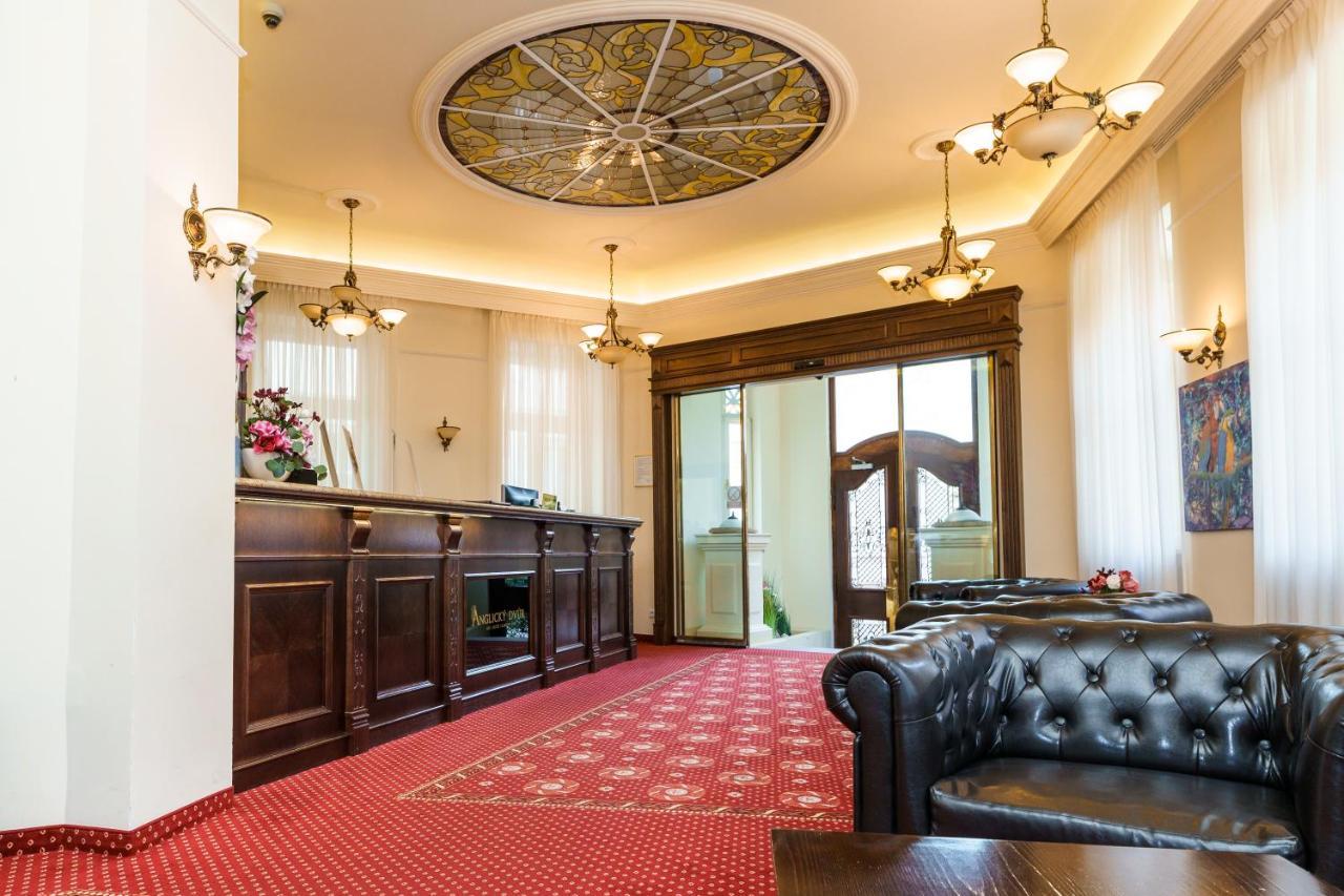 Spa Hotel Anglicky Dvur Karlowe Wary Zewnętrze zdjęcie