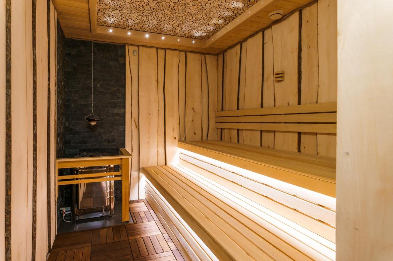 Spa Hotel Anglicky Dvur Karlowe Wary Zewnętrze zdjęcie